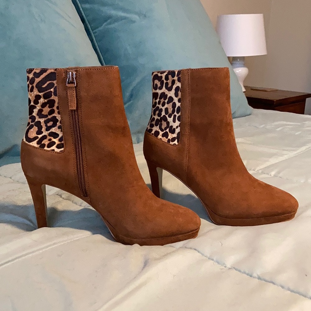 Brand new Tahari Serena booties!